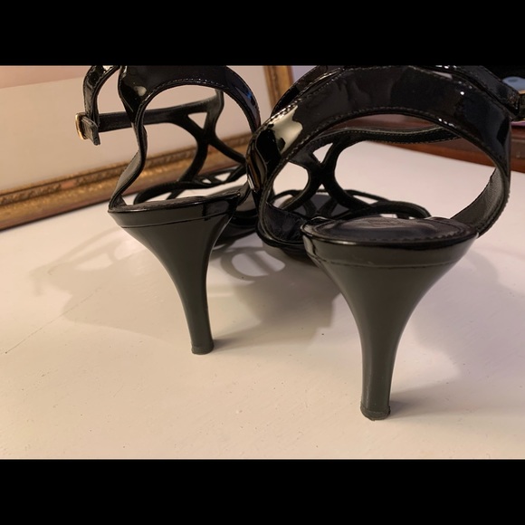 Ralph Lauren black strap heels size 8.5 - Picture 3 of 6